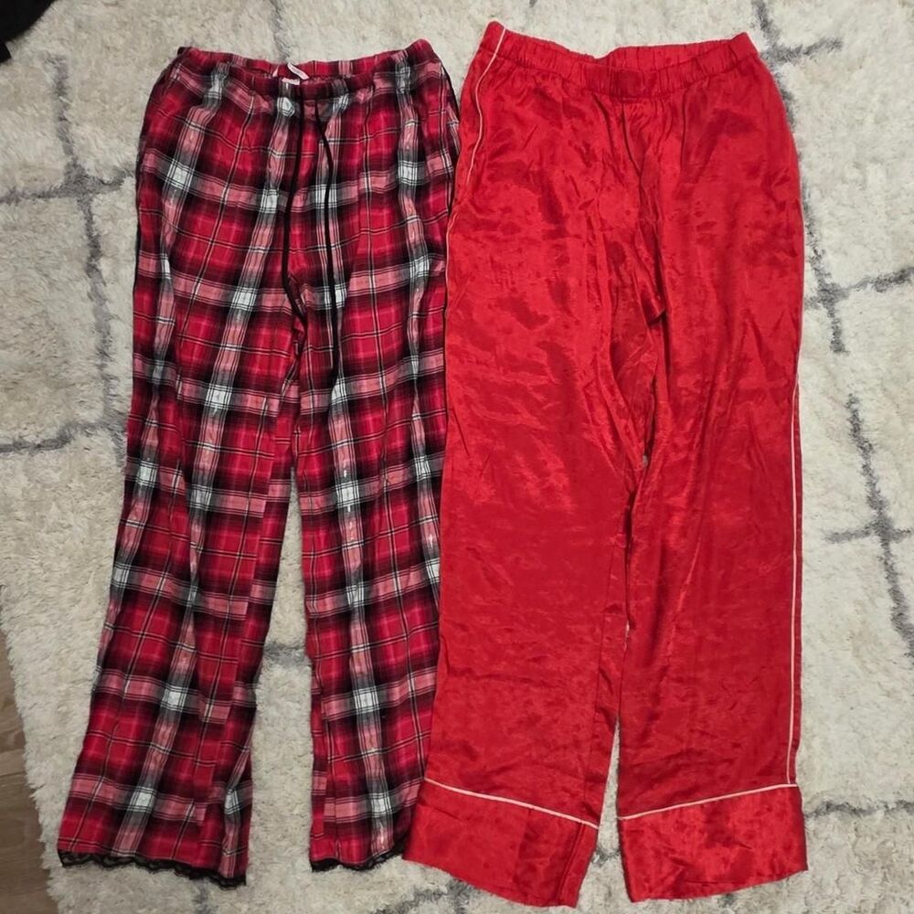 Victoria's Secret Women's Red Pajama pants